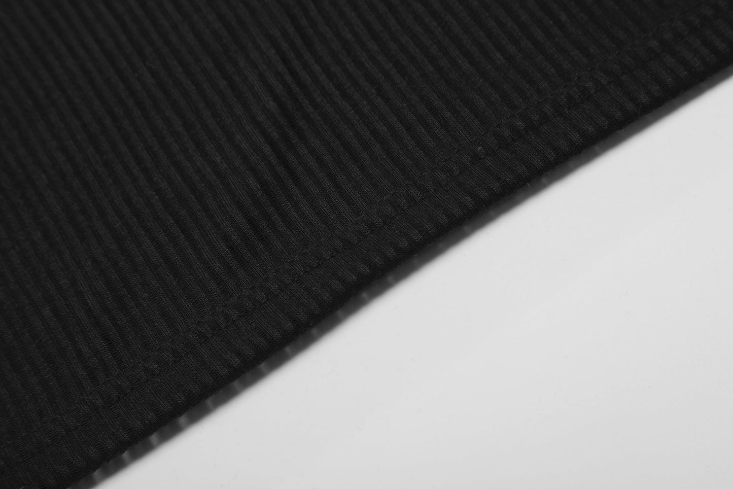CapCabin “02 Varsity V-Neck Tee”