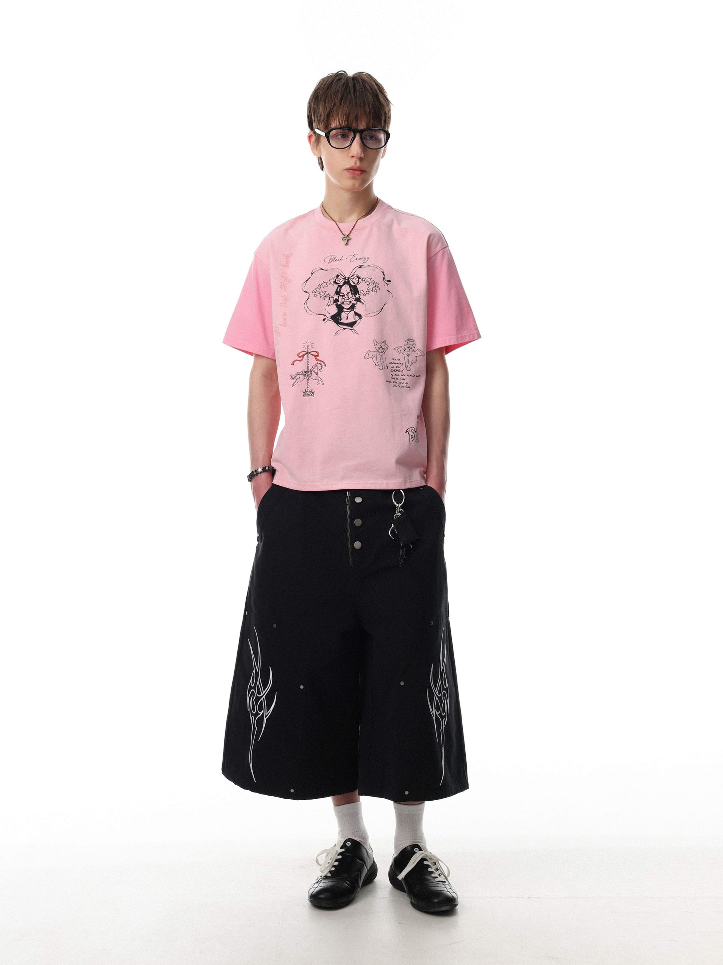 CapCabin “Cute Sketch Graphic Tee”