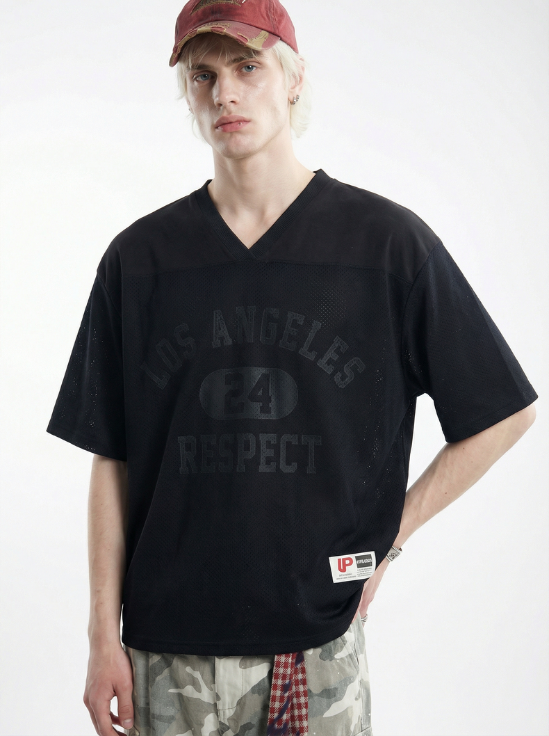 CapCabin Los Angeles Respect V-Neck Tee