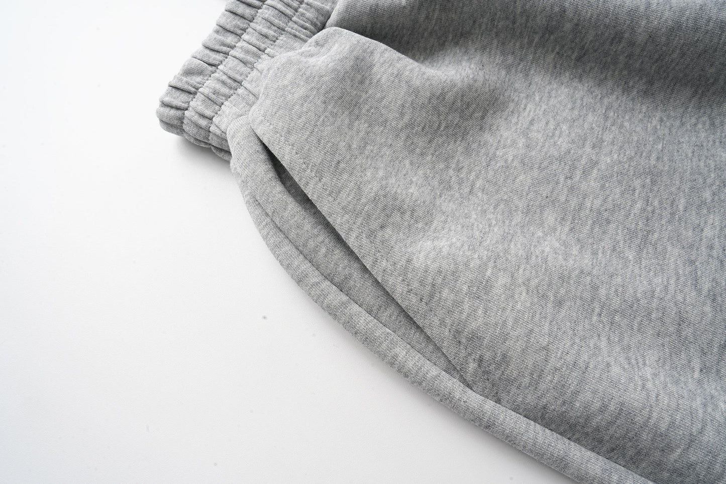 CapCabin Minimal Cargo Sweat Shorts