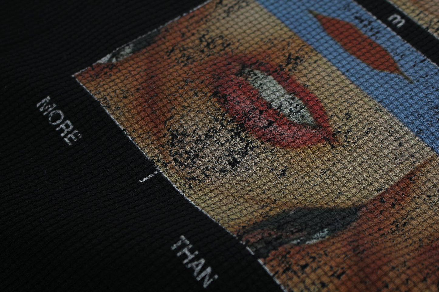 CapCabin Graphic Lip Print Tee