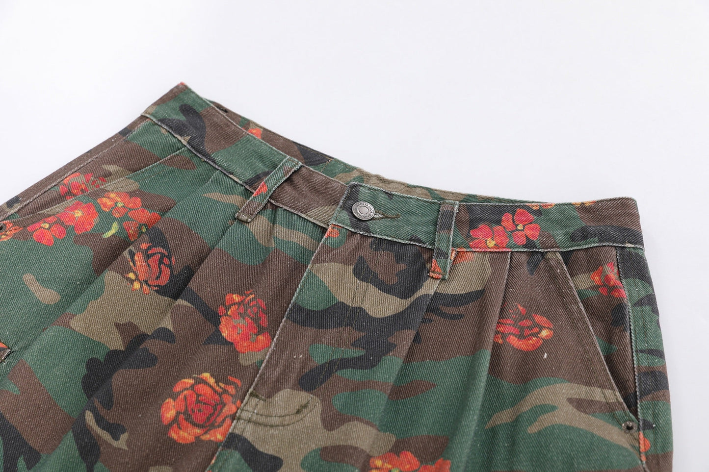 CapCabin “Floral Camo Cargo Shorts”