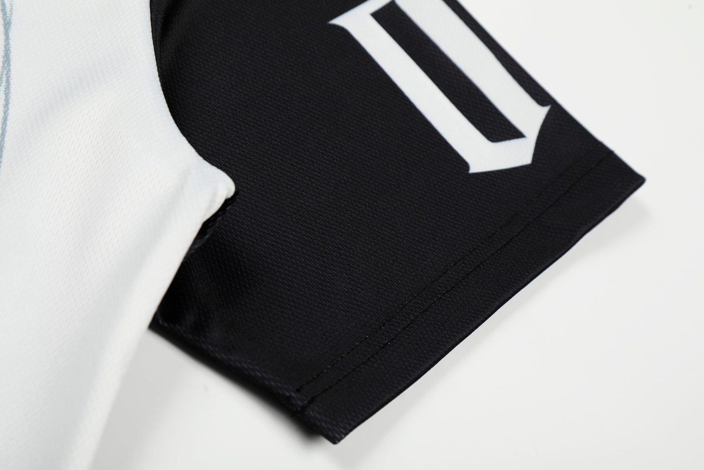 CapCabin Gothic Blade Mesh Jersey