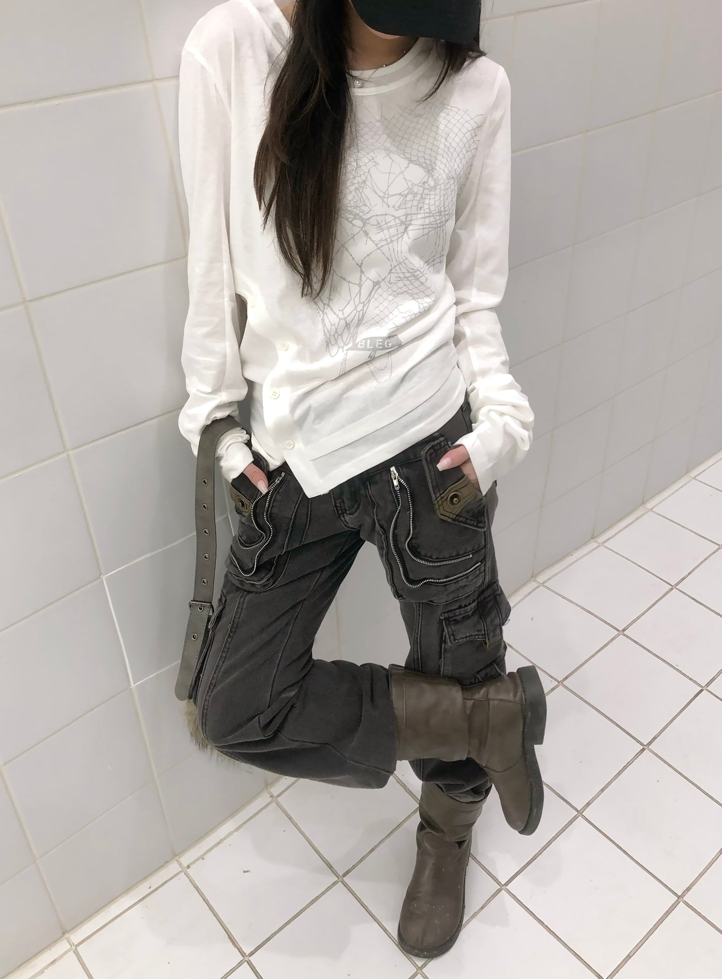 CapCabin Graphic Long Sleeve Tee