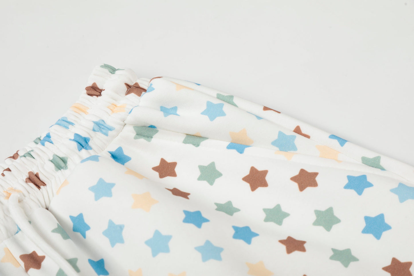 CapCabin Multi-Star Wide-Leg Pants