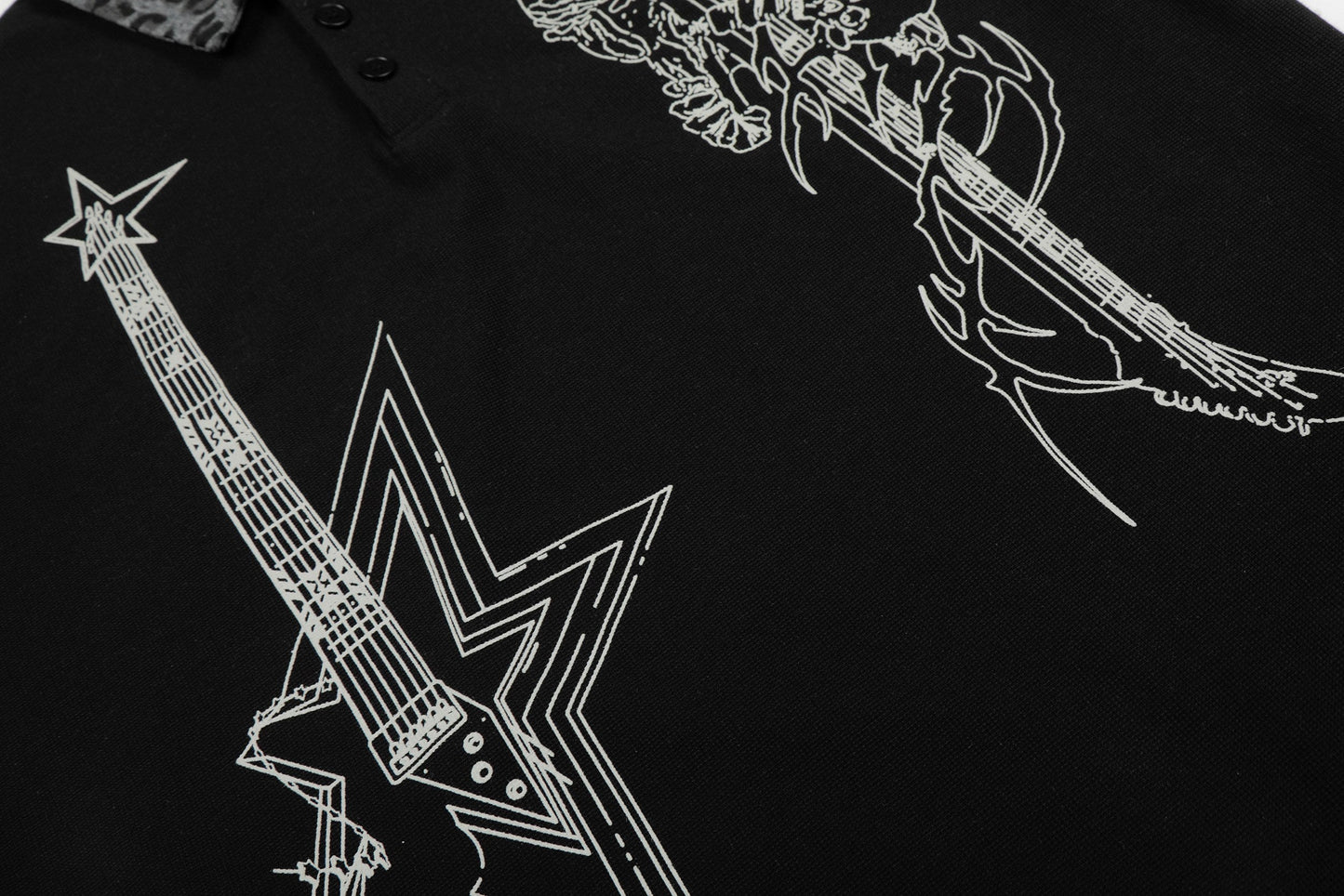 CapCabin “Leopard Collar Graphic Polo Tee”
