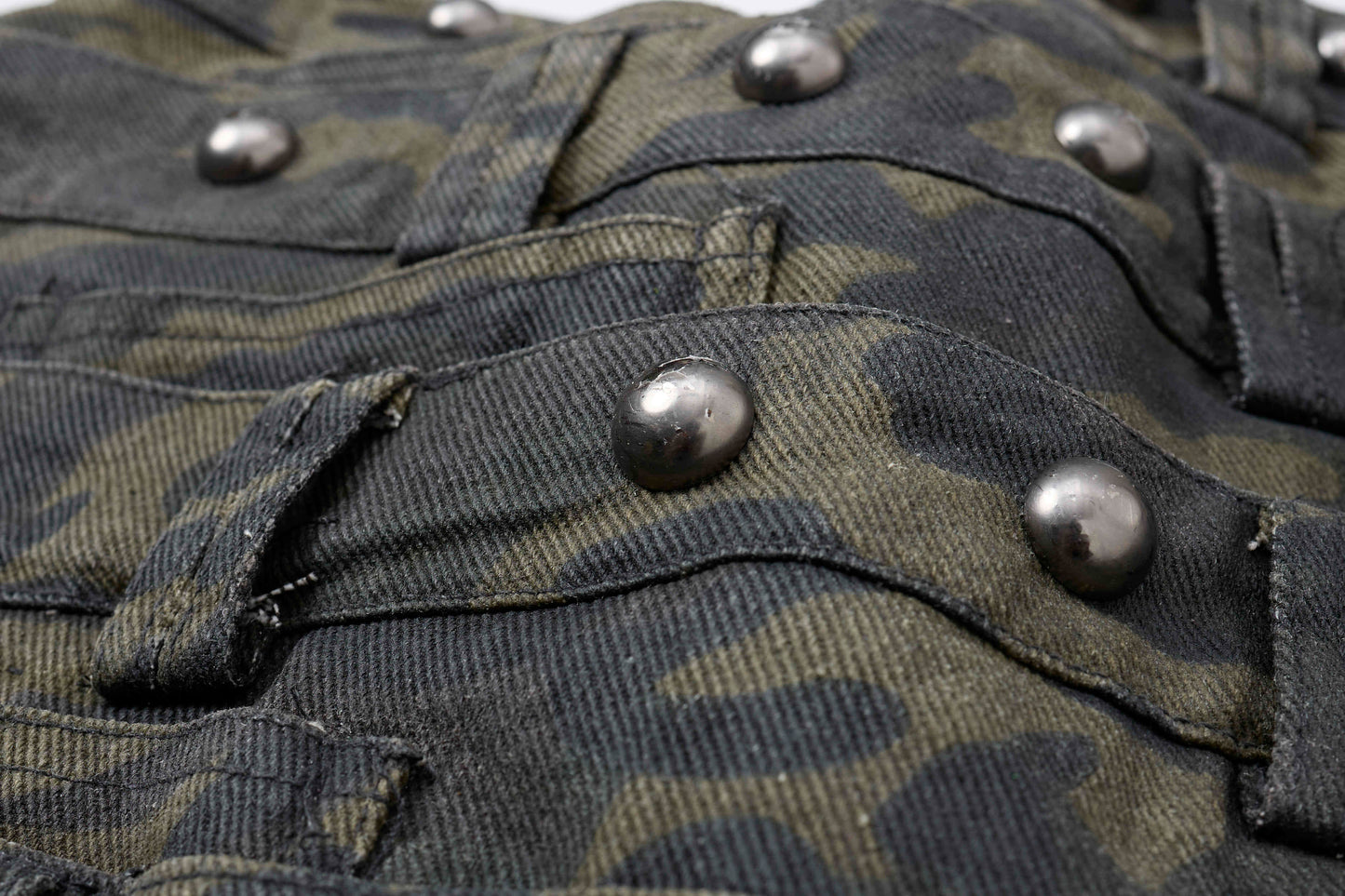 CapCabin Camo Wide-Leg Cargo Pants