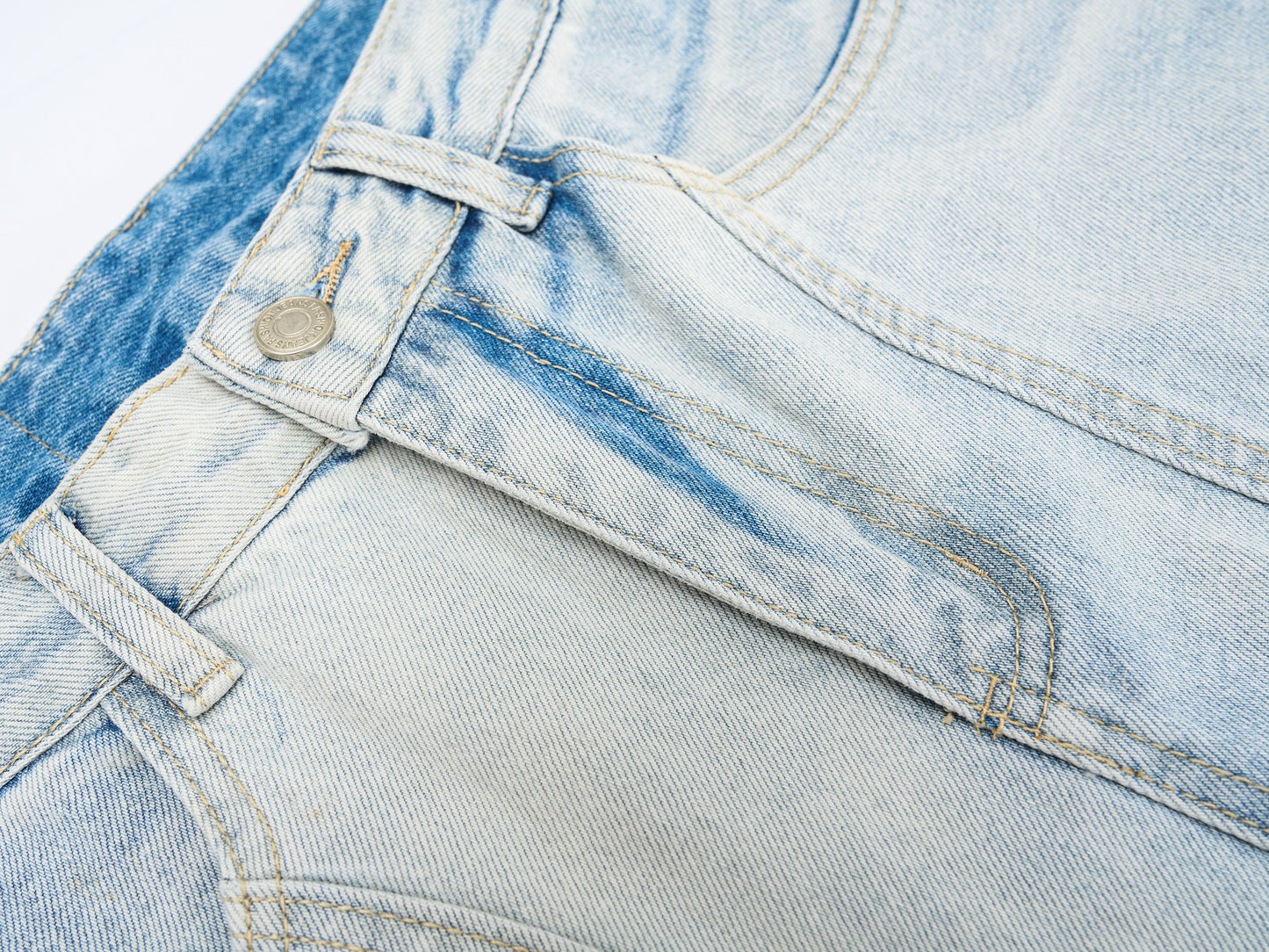 CapCabin Vintage Wide-Leg Washed Jeans