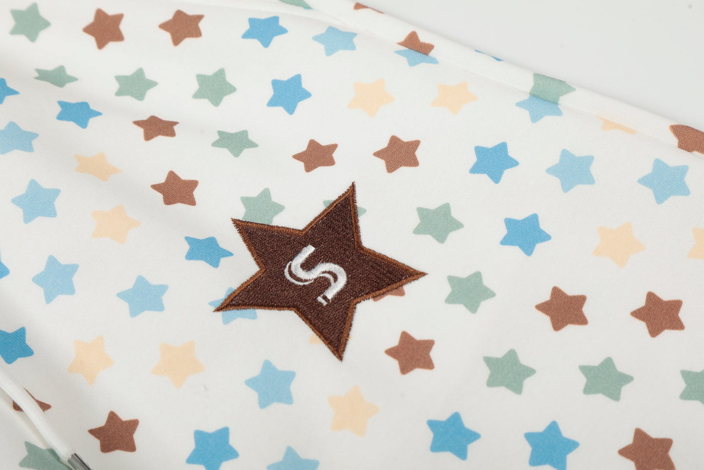 CapCabin Multi-Star Wide-Leg Pants