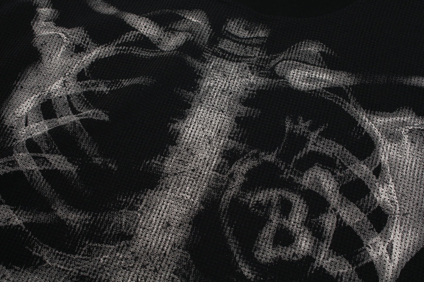 CapCabin Skeleton Print Long Sleeve Tee