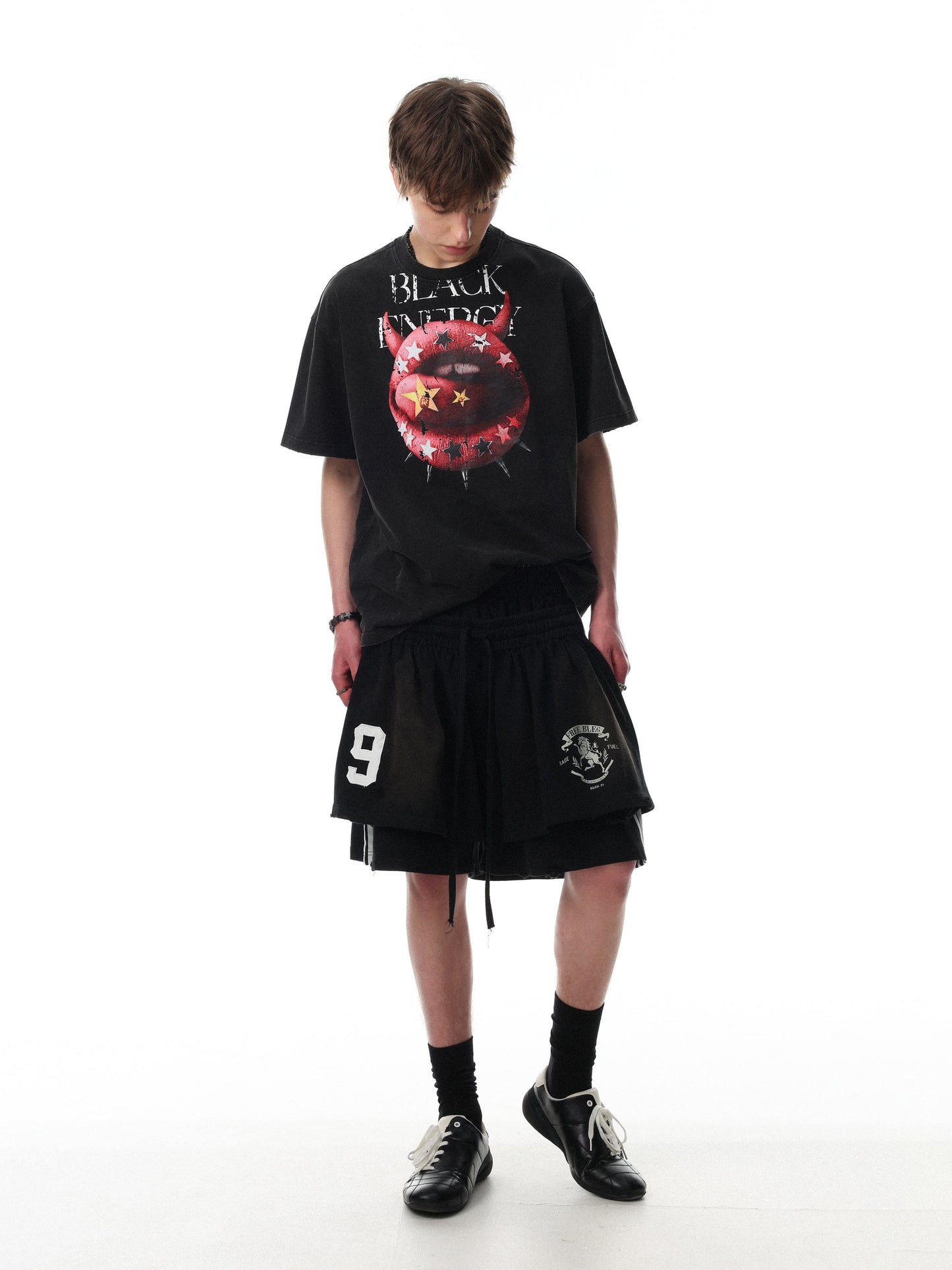 CapCabin “Devil Lip Graphic Tee”