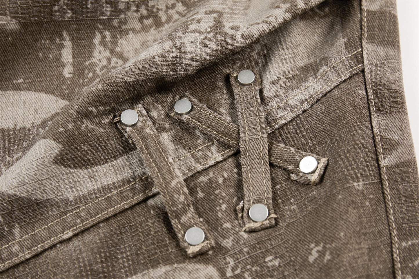 CapCabin Camo Wide-Leg Sweatpants