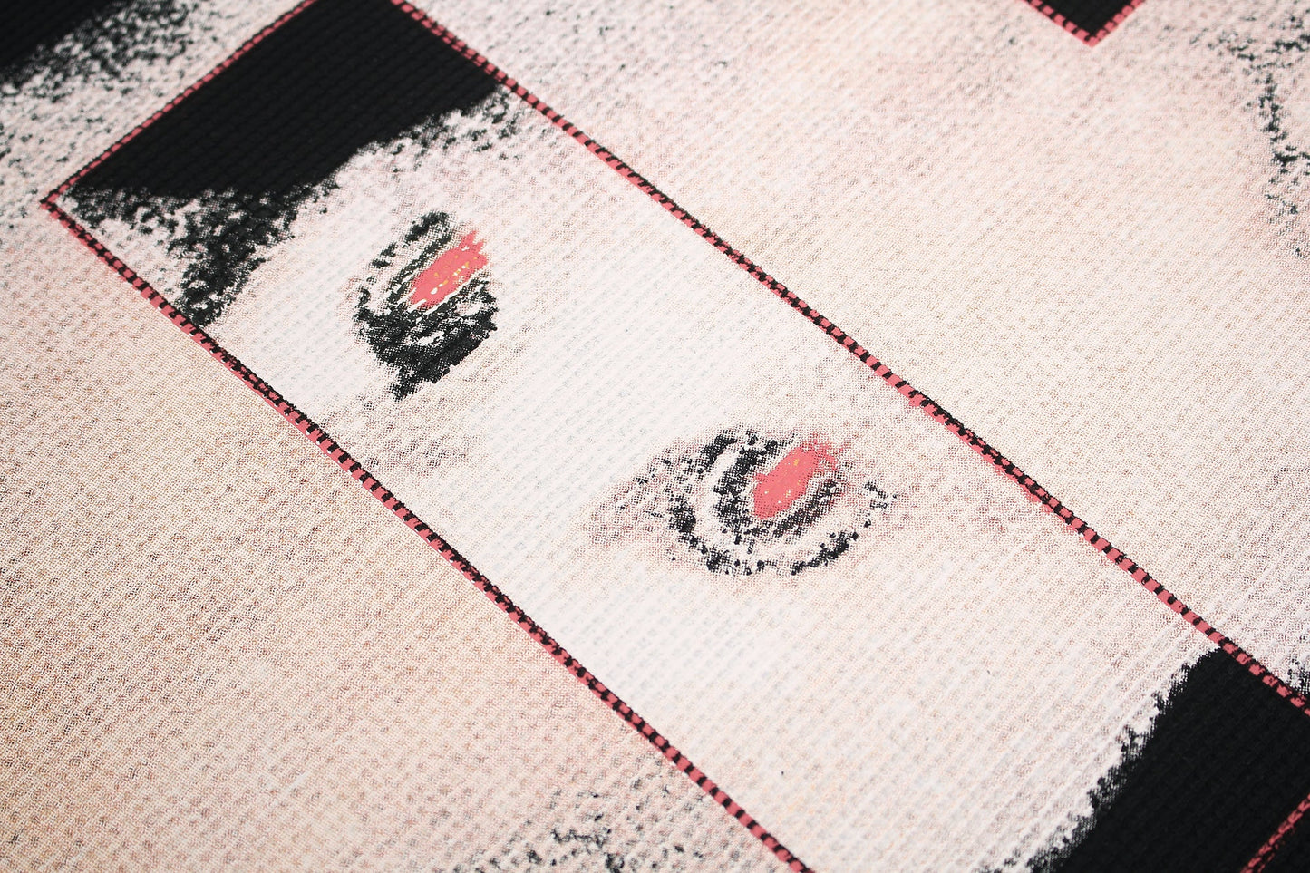 CapCabin Graphic Cat Print Tee