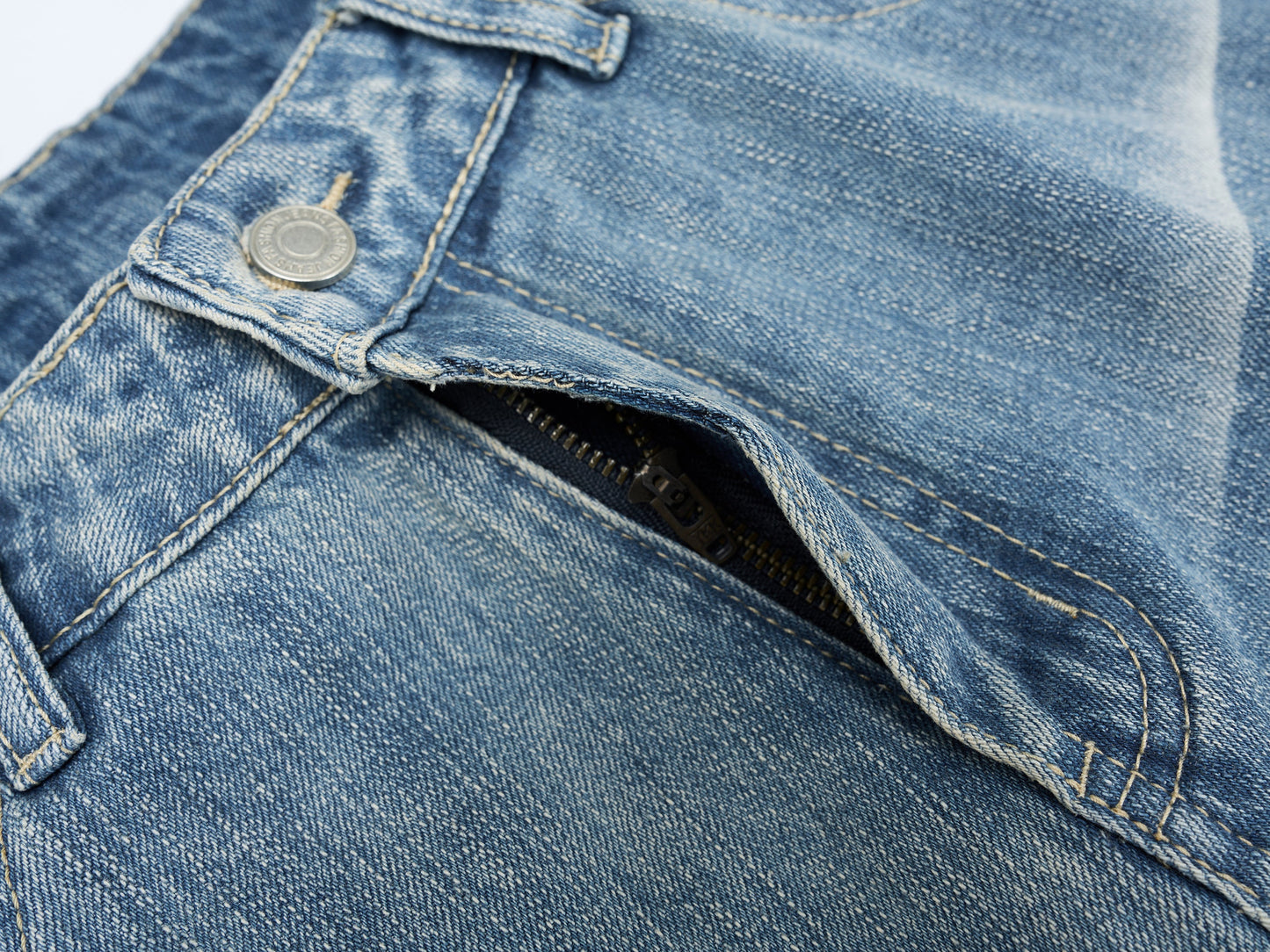CapCabin Heavy Washed Wide-Leg Denim Jeans