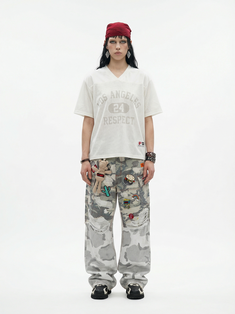 CapCabin Los Angeles Respect V-Neck Tee