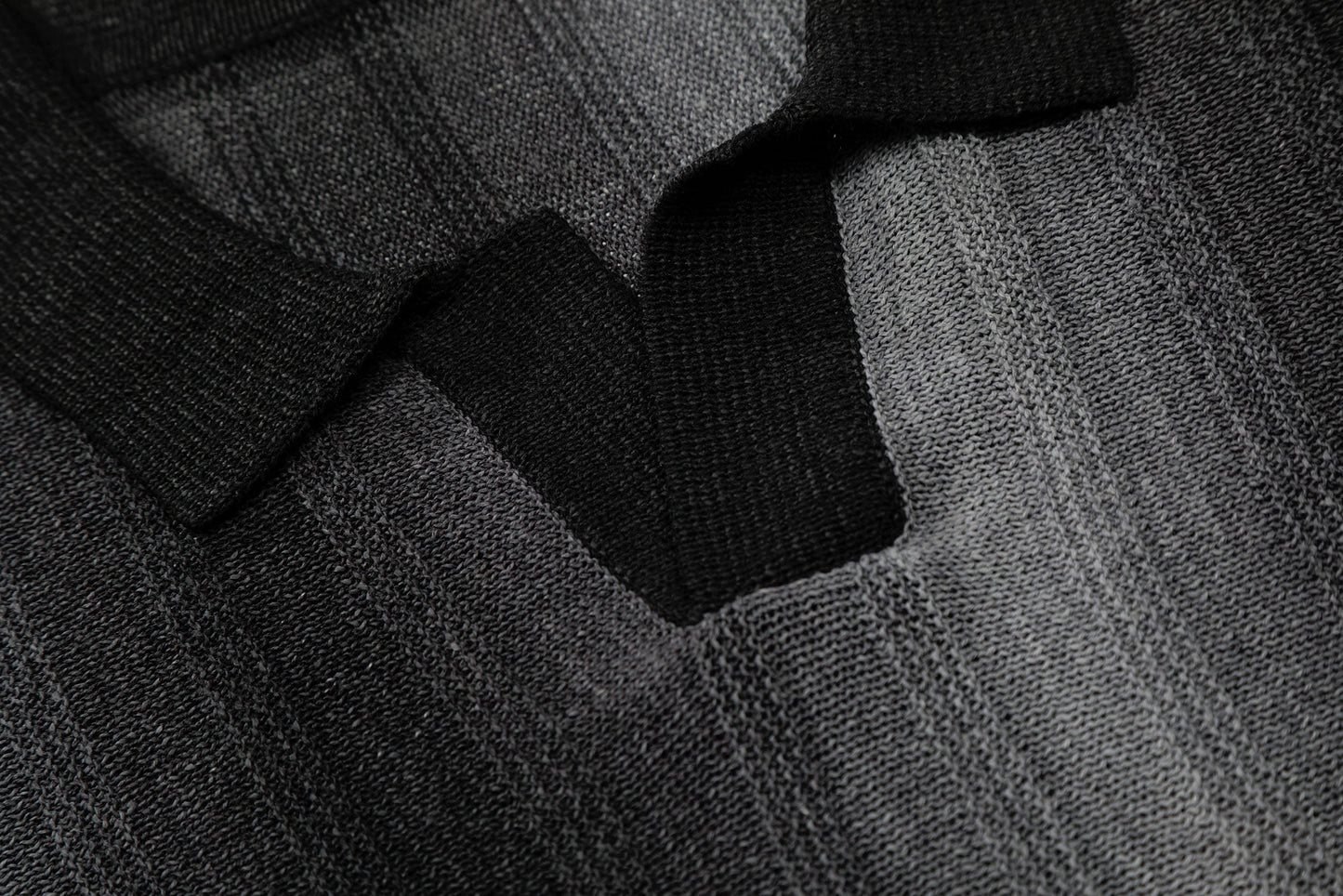 CapCabin “Gradient Knit Polo Tee”