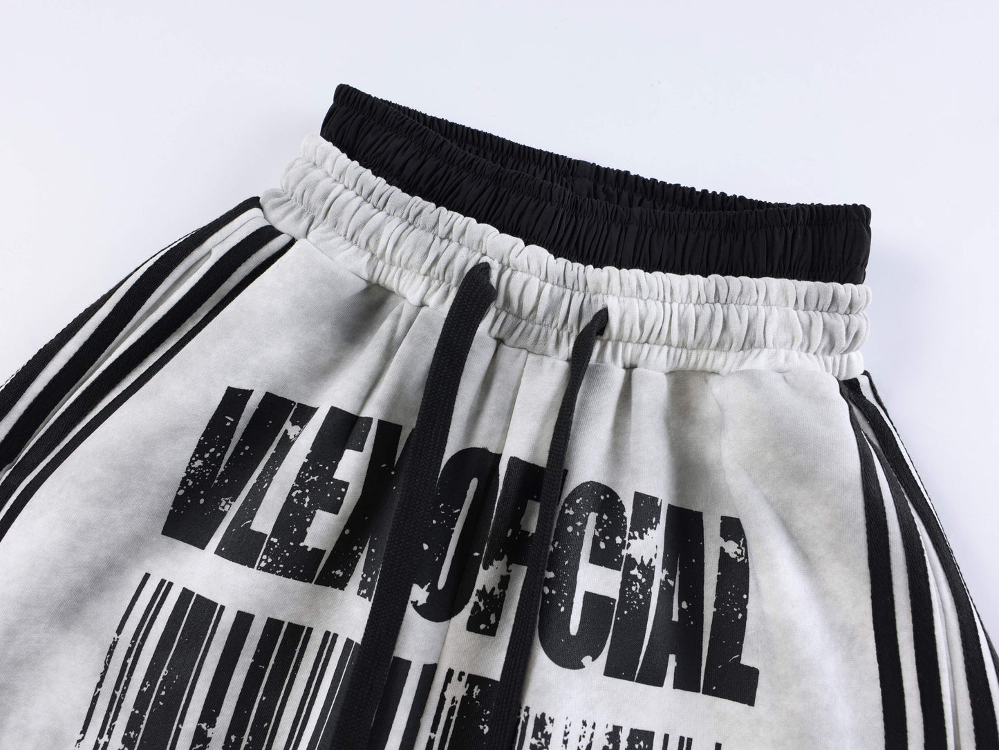 CapCabin Barcode Graphic Wide-Leg Pants