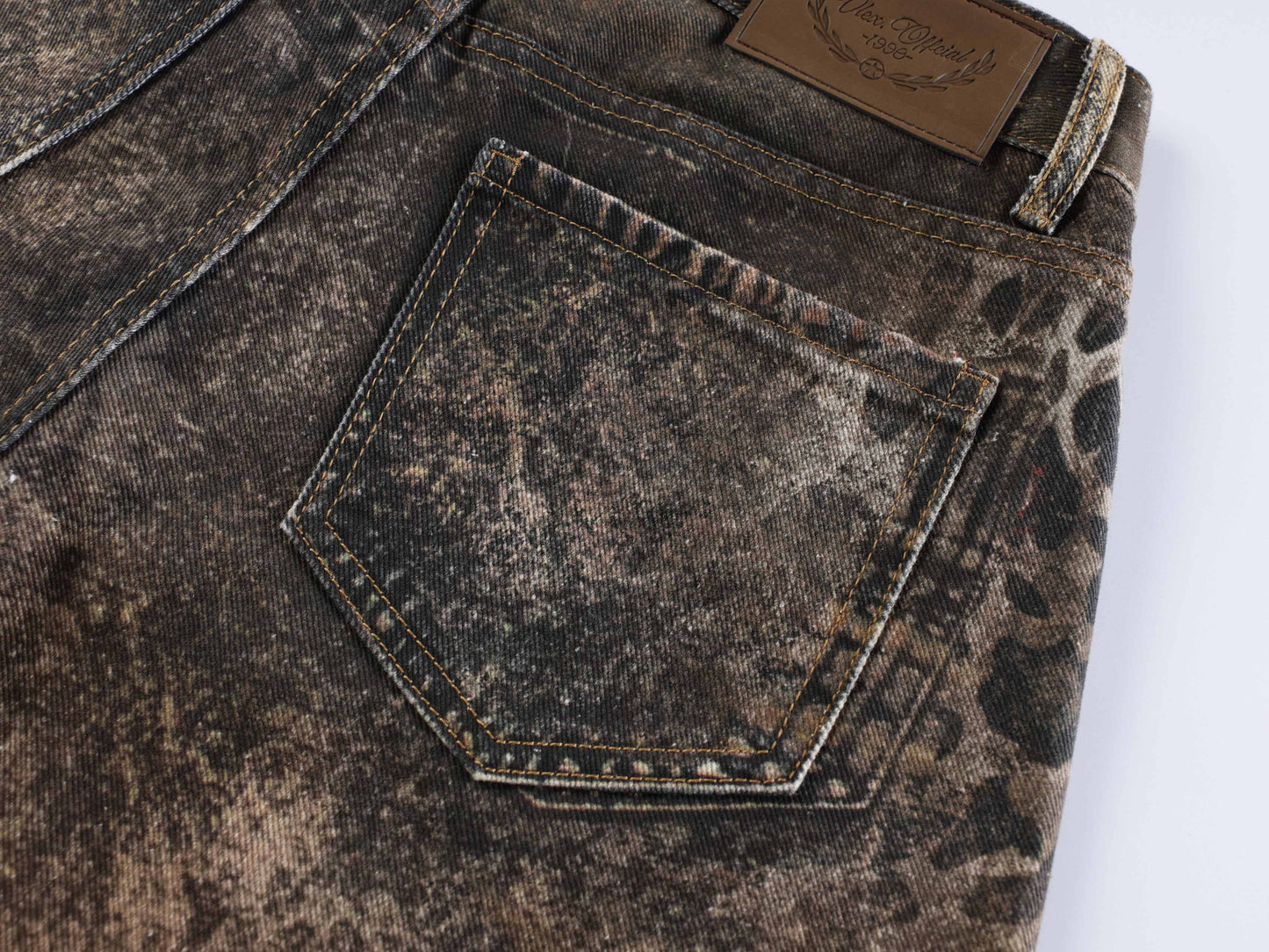 CapCabin “Savage Pattern Balloon Jeans”
