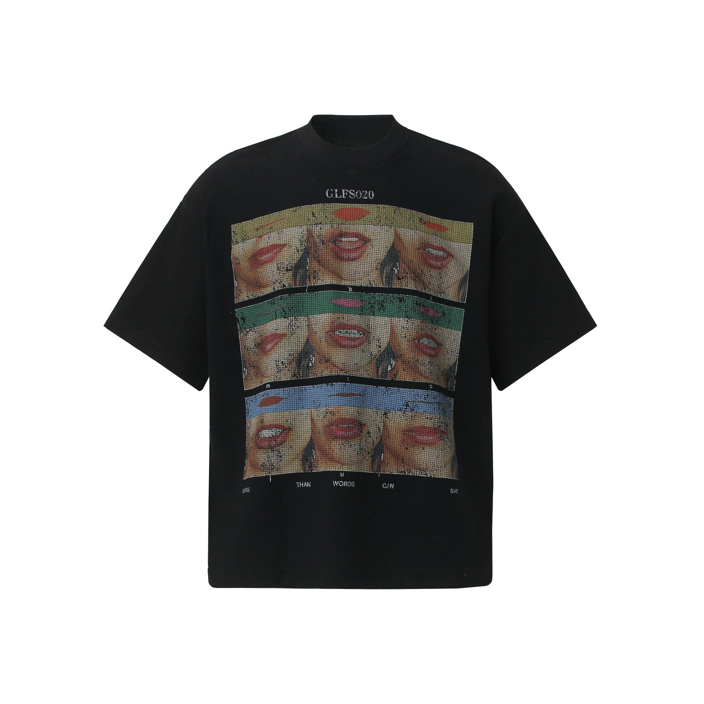 CapCabin Graphic Lip Print Tee