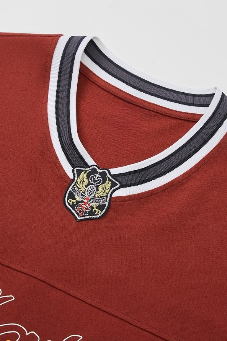 CapCabin Passion Graphic V-Neck Tee