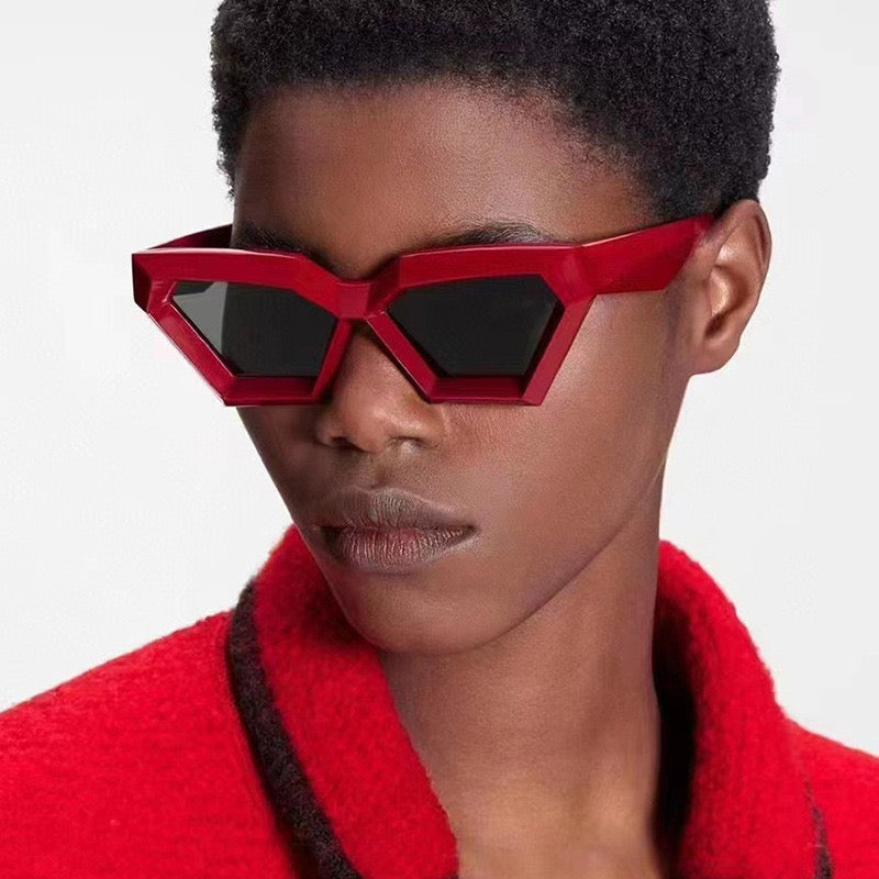 High-End Triangular Sunglasses