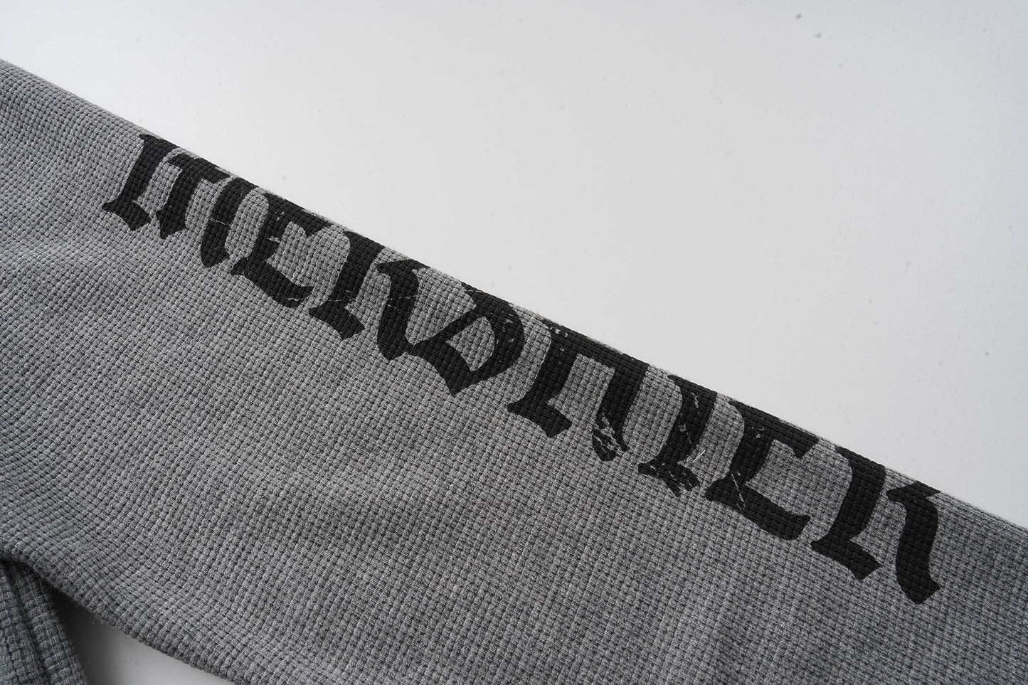 CapCabin Vintage Graphic Long Sleeve Tee