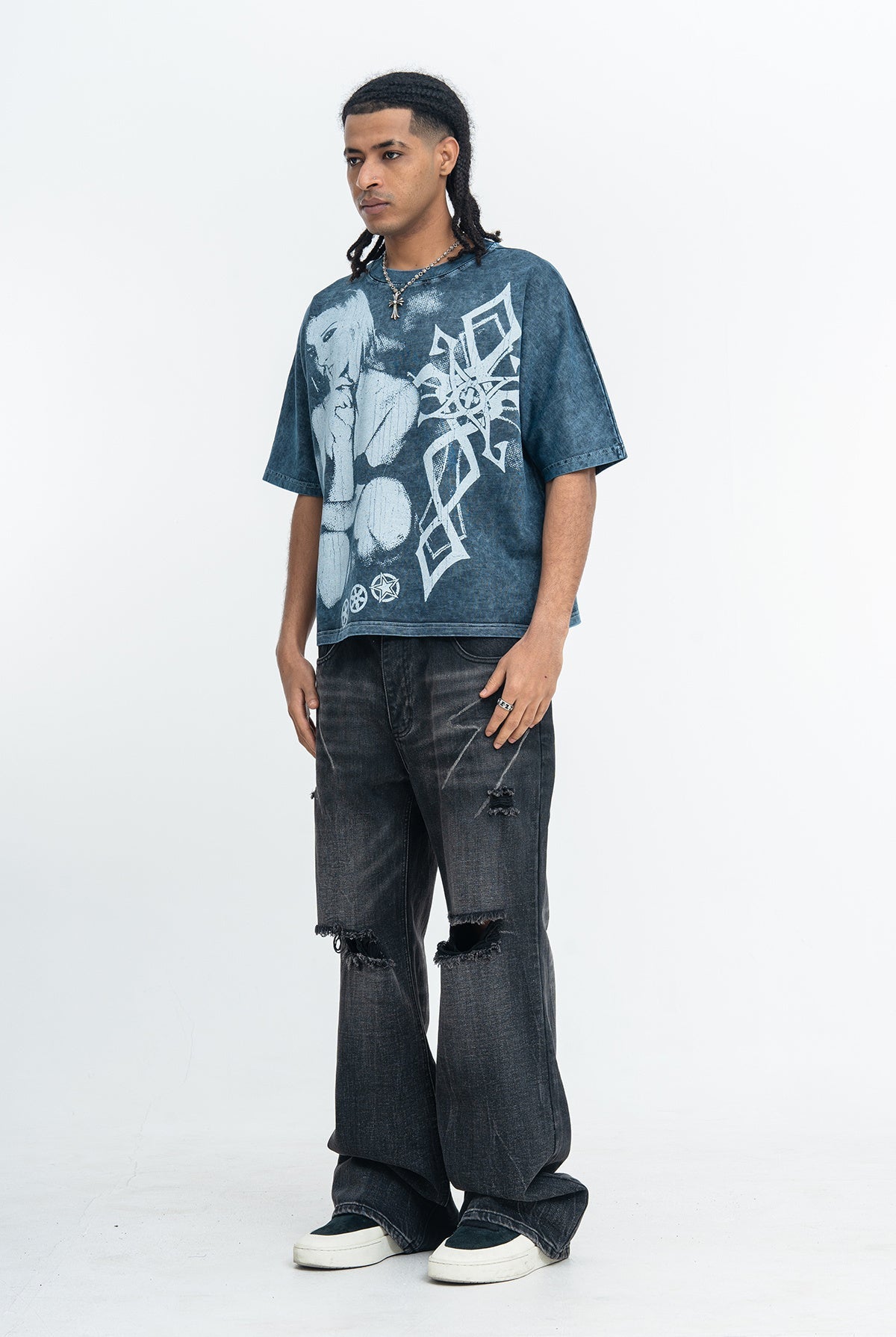 CapCabin “Silent Icon” Graphic Tee