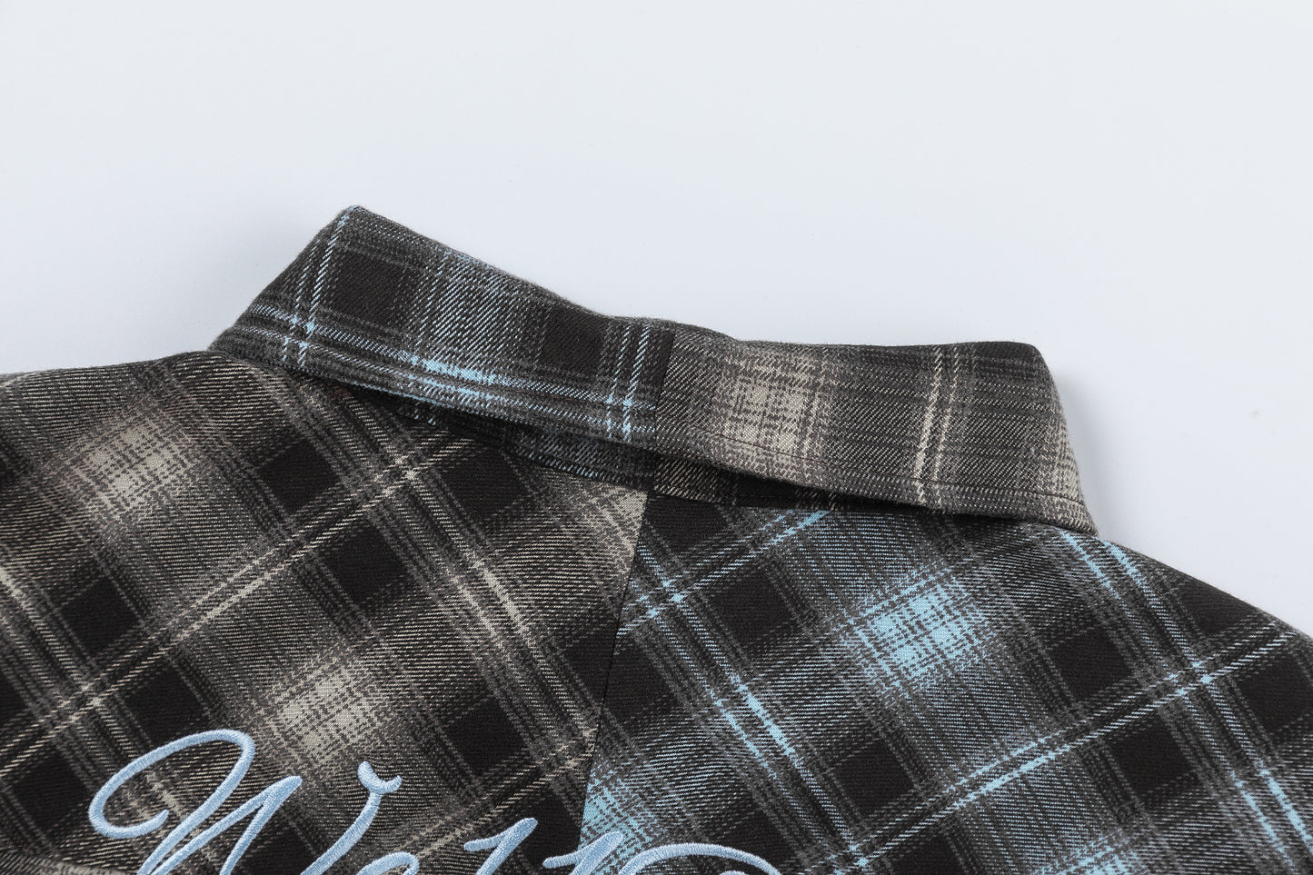 WELLDONE Split Plaid Overshirt