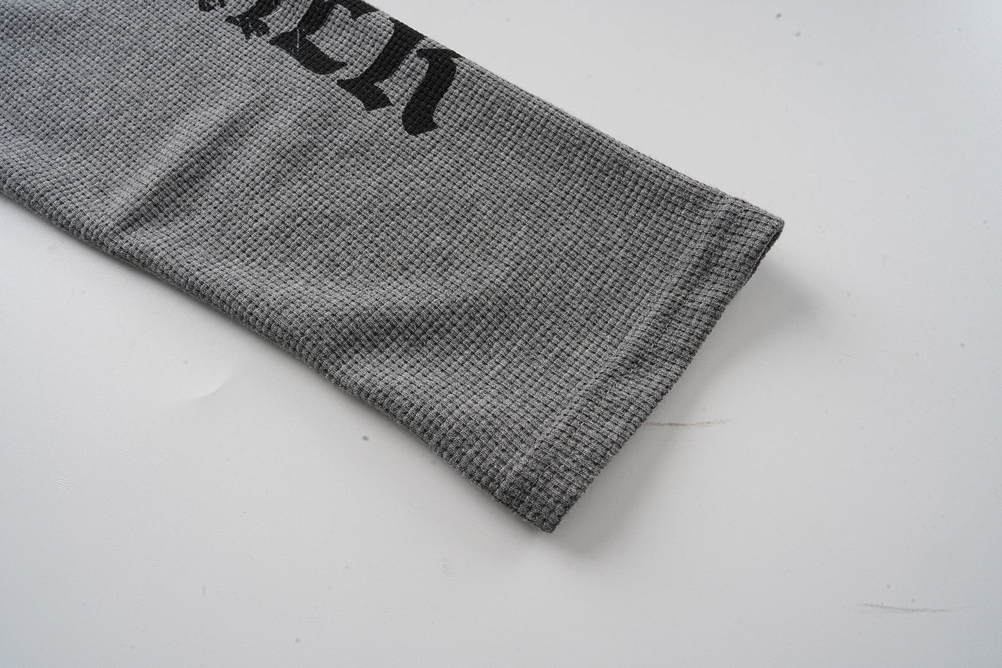 CapCabin Vintage Graphic Long Sleeve Tee