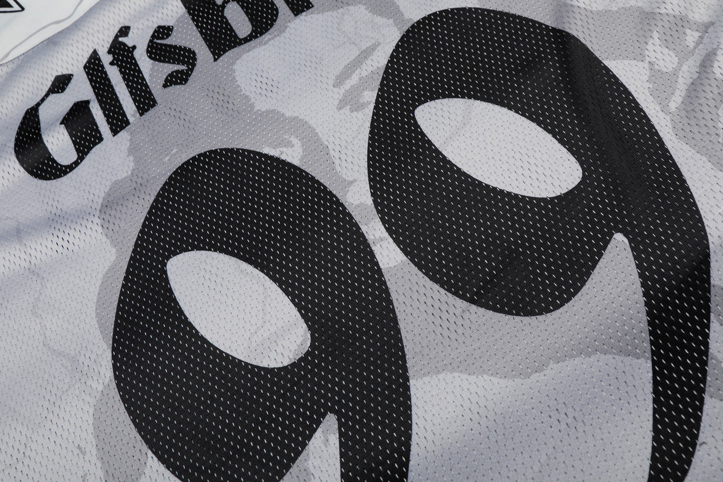 CapCabin Portrait Graphic Mesh Jersey