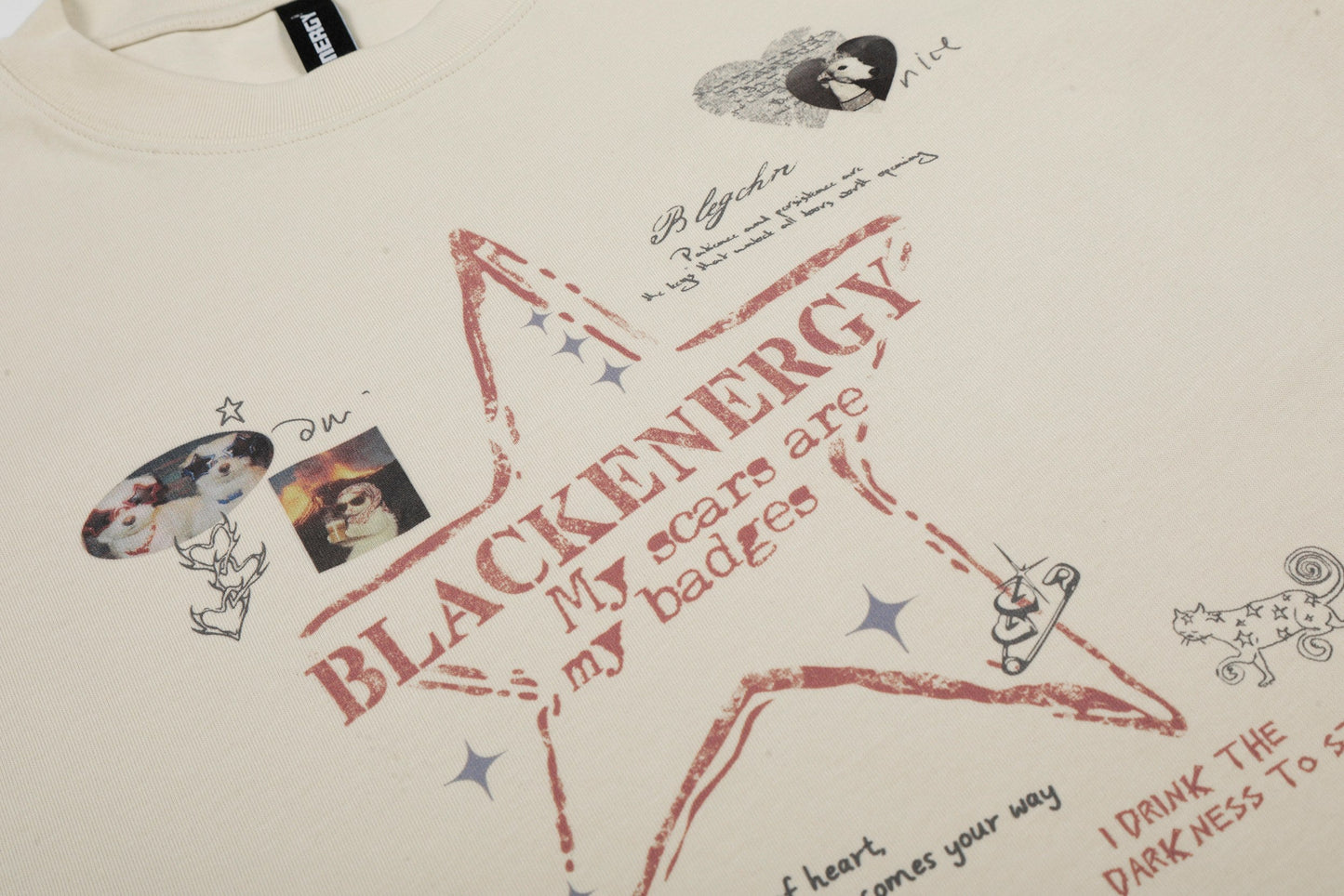 CapCabin “Star Script Graphic Tee”