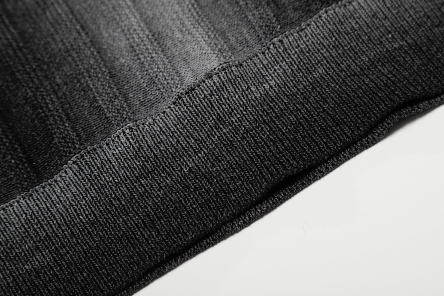 CapCabin “Gradient Knit Polo Tee”
