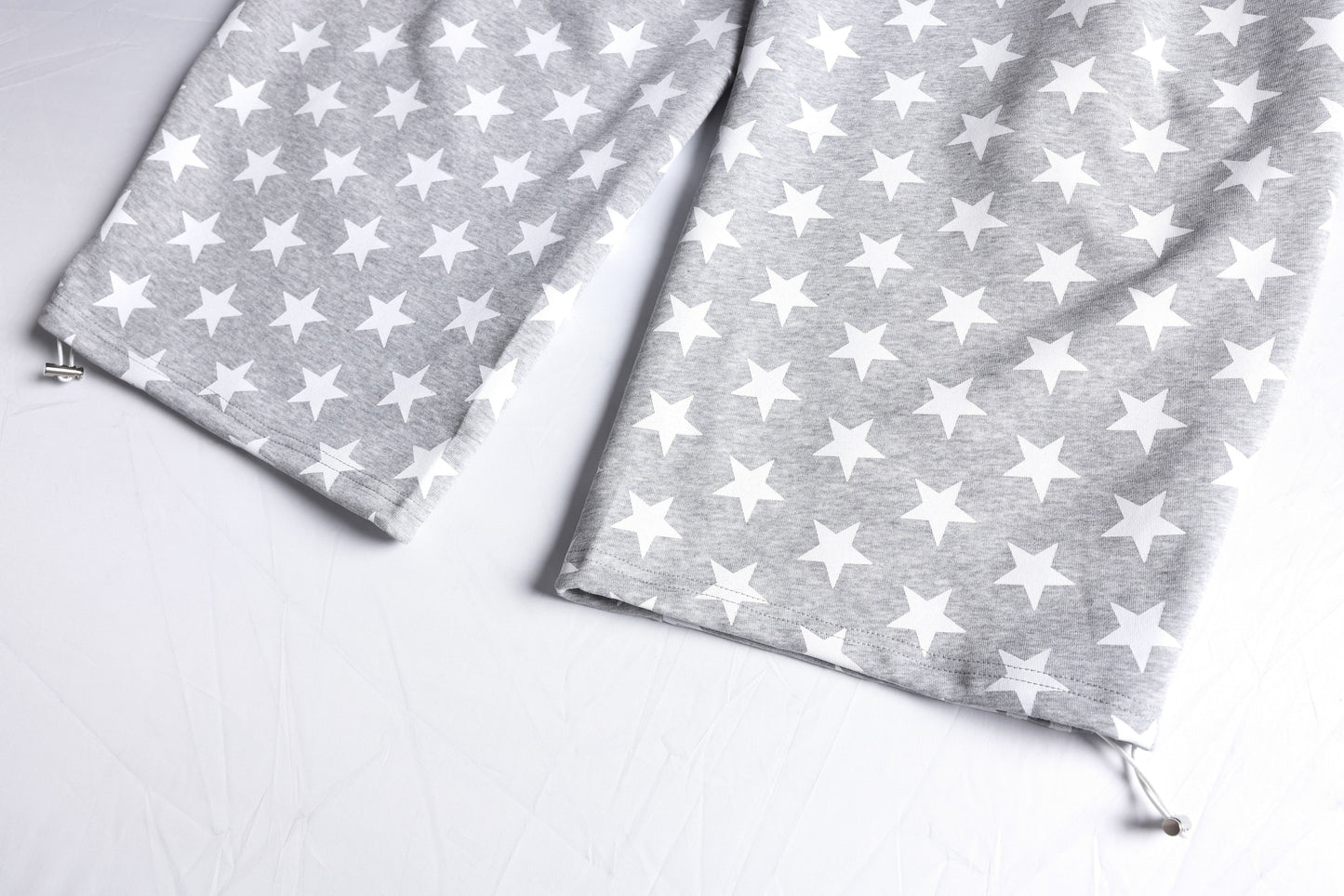 CapCabin Star Print Wide-Leg Sweatpants