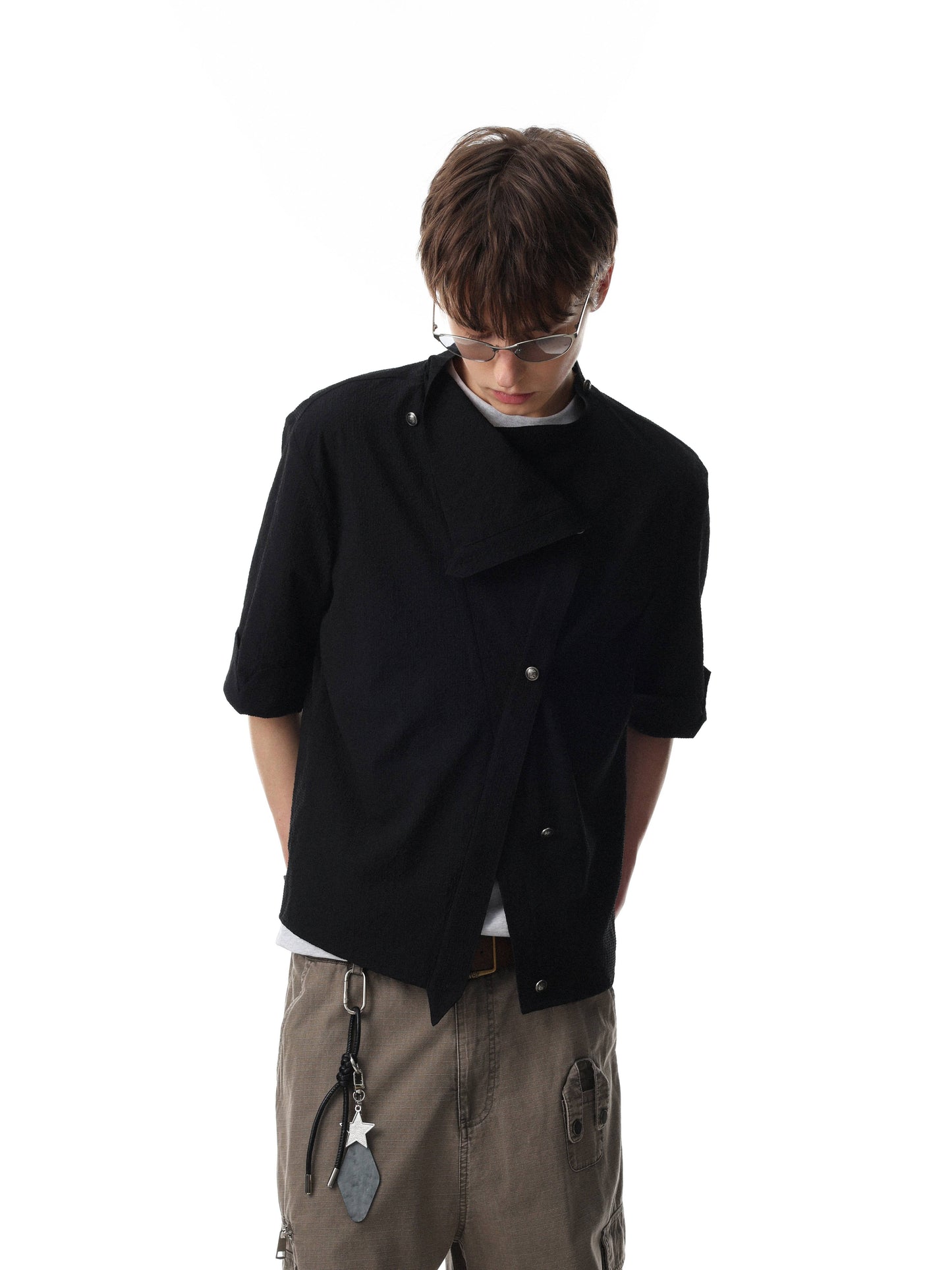 CapCabin “Asymmetrical Stand-Collar Shirt”