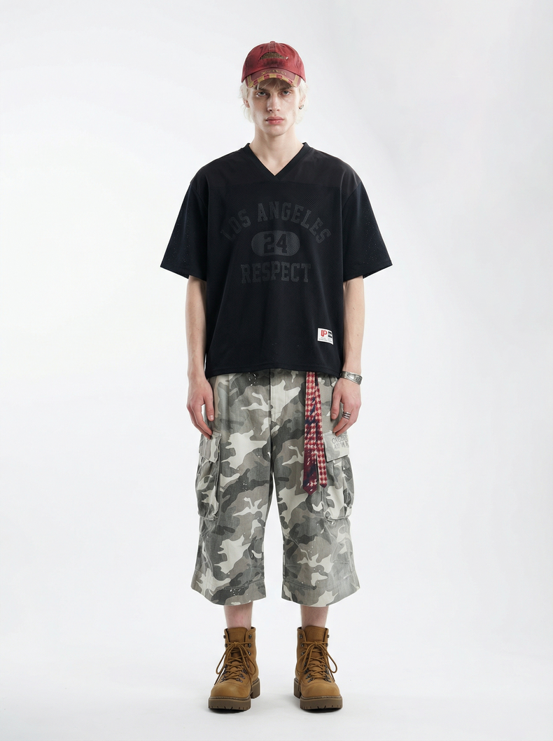 CapCabin Los Angeles Respect V-Neck Tee