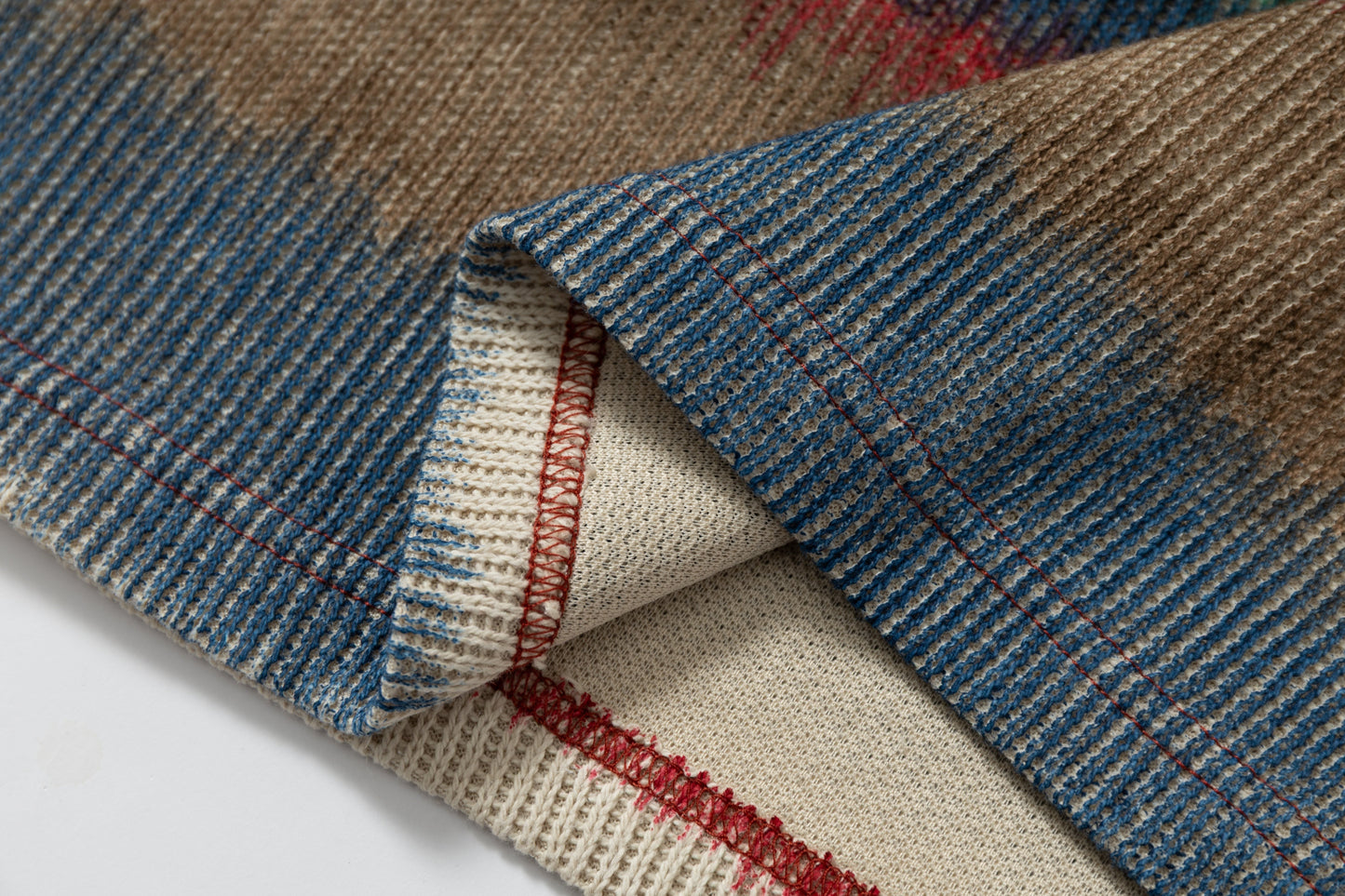 CapCabin Gradient Stripe Raglan Tee