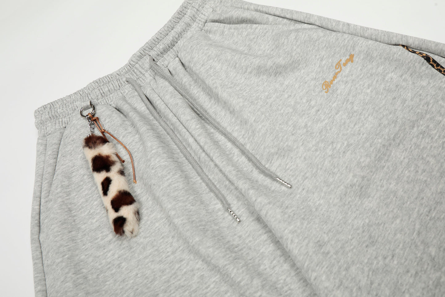 CapCabin Leopard Stripe Loose Sweatpants