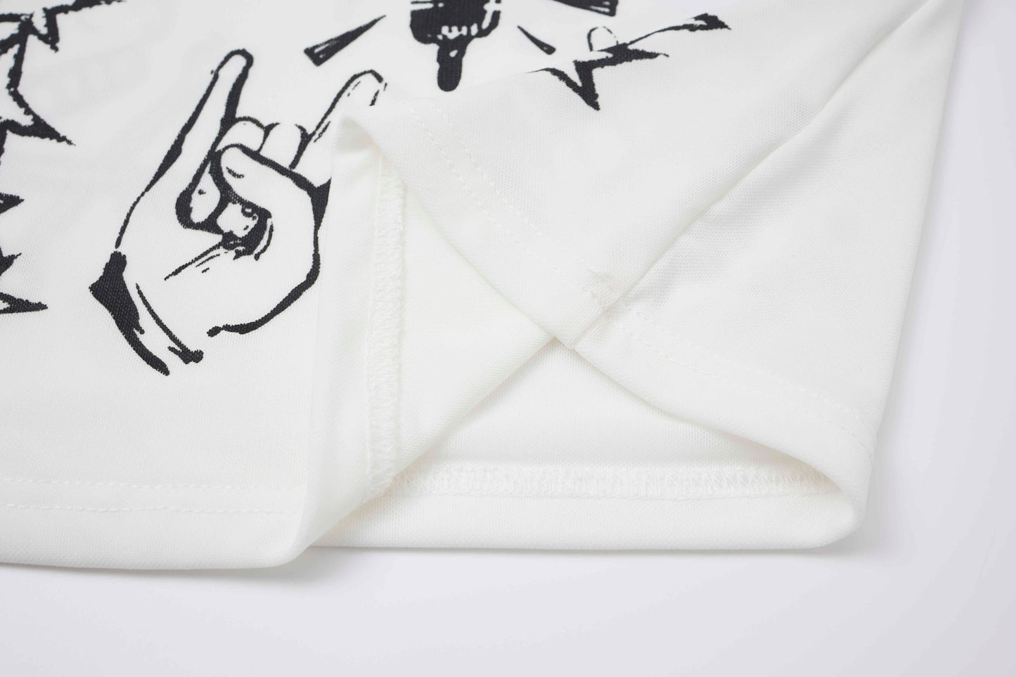 CapCabin Graphic Long Sleeve Top