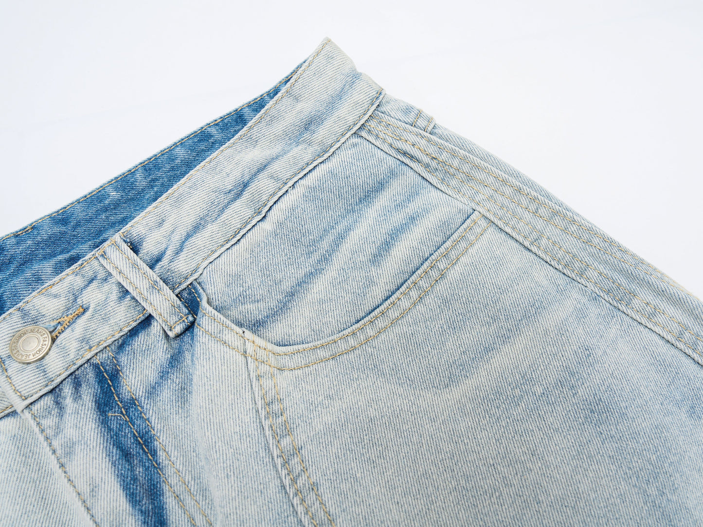 CapCabin Vintage Wide-Leg Washed Jeans