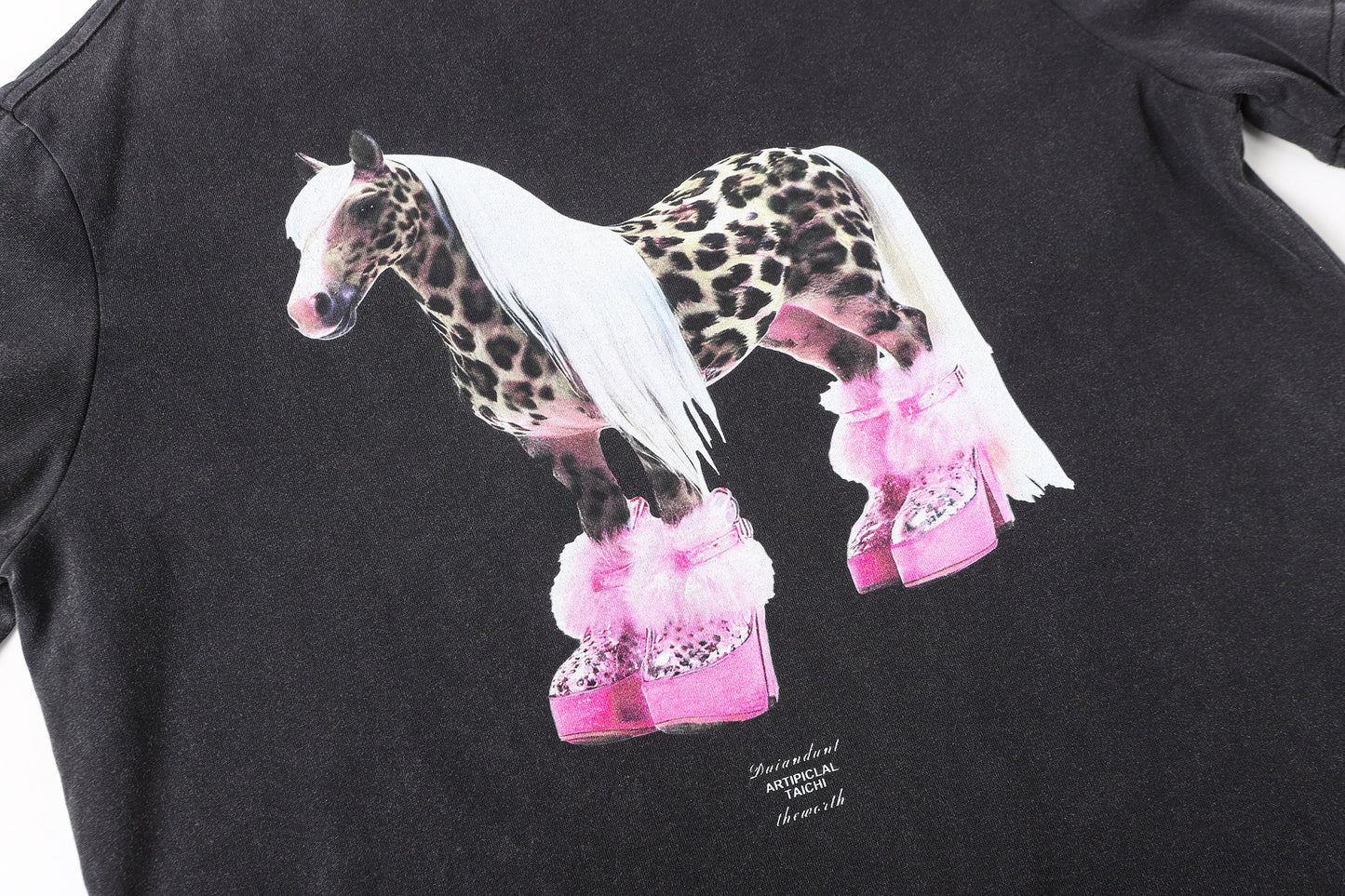 CapCabin Layered Horse Graphic Tee