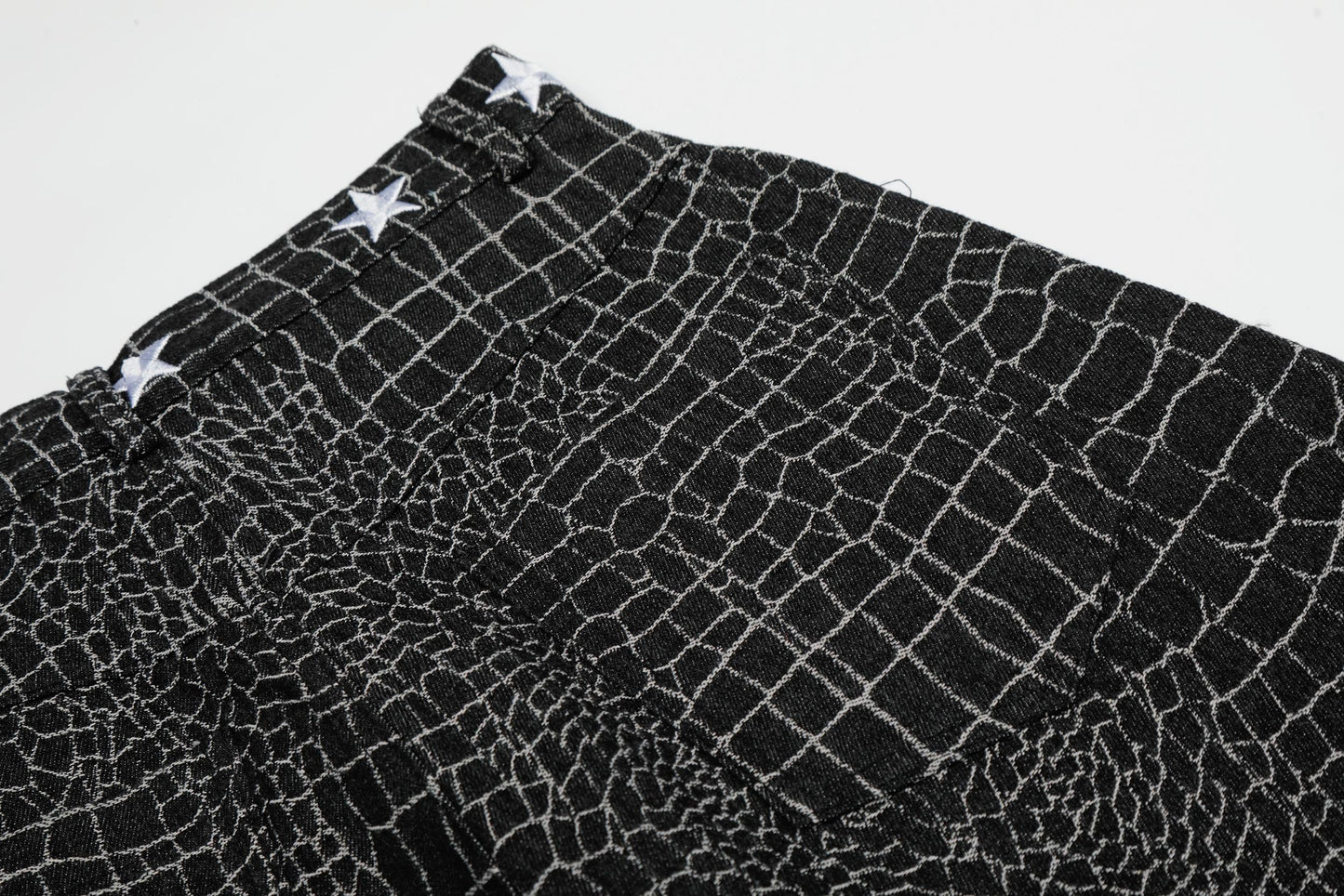 CapCabin “Croc-Star” Balloon Pants