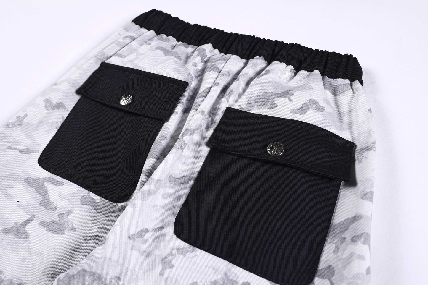 CapCabin Camo Graphic Cargo Pants