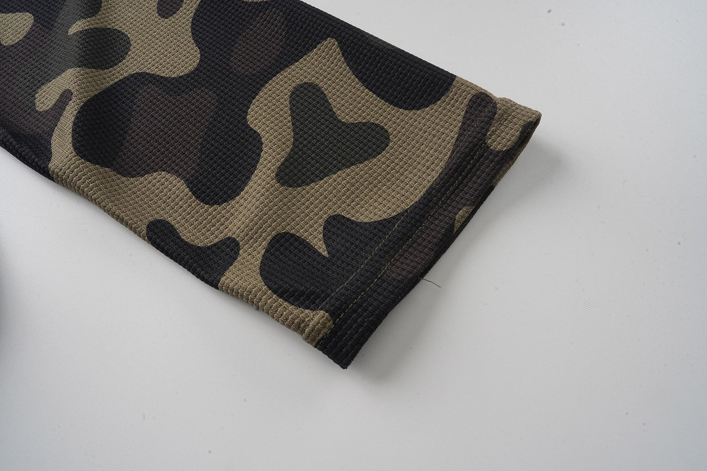 CapCabin Camo Graphic Long Sleeve Jersey