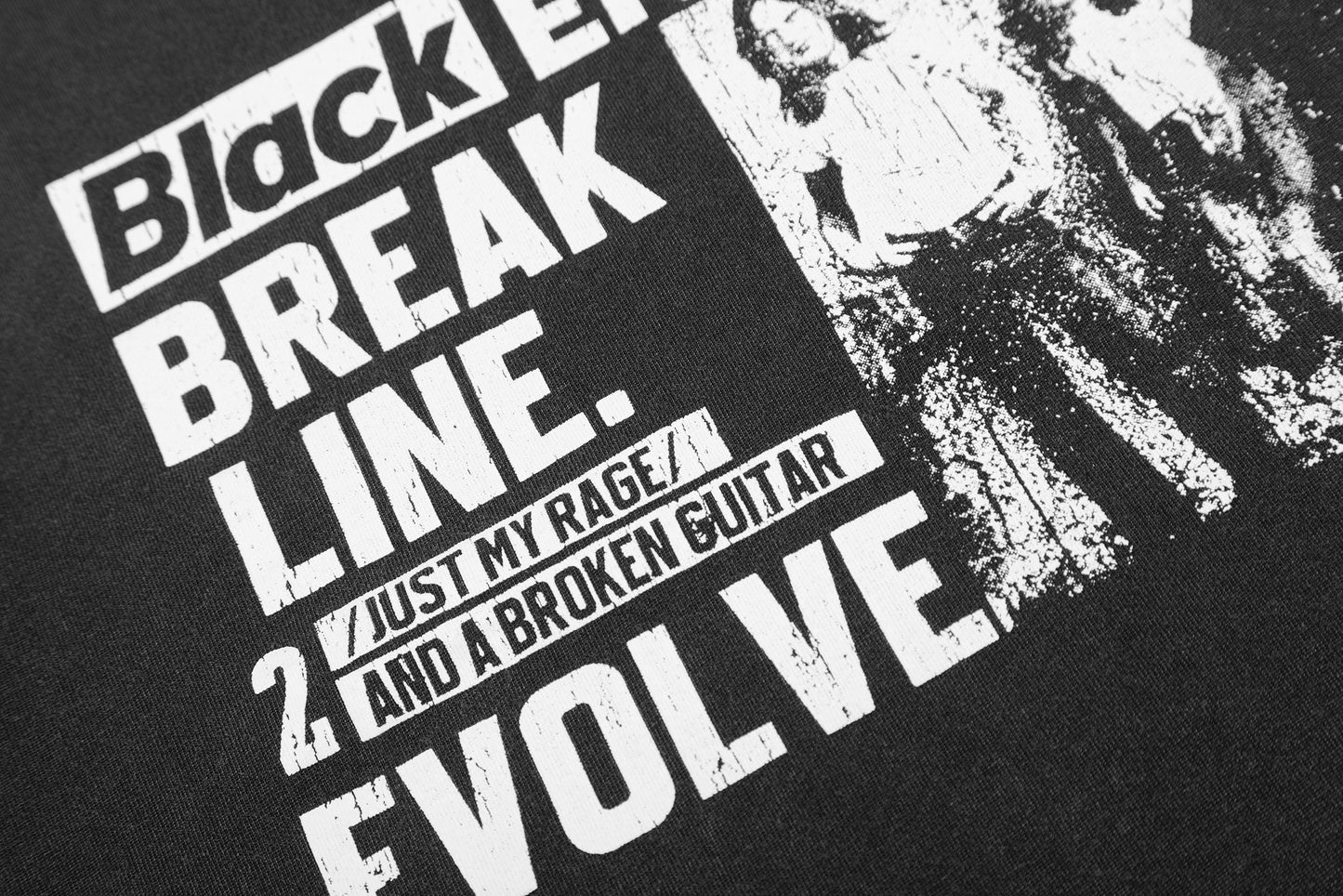 CapCabin “Break Line Vintage Tee”