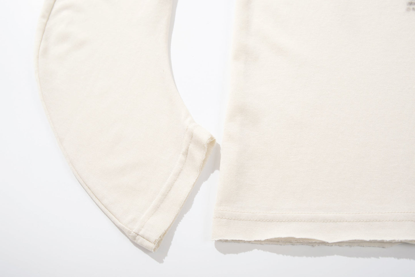 CapCabin Vintage Graphic Longsleeve Tee