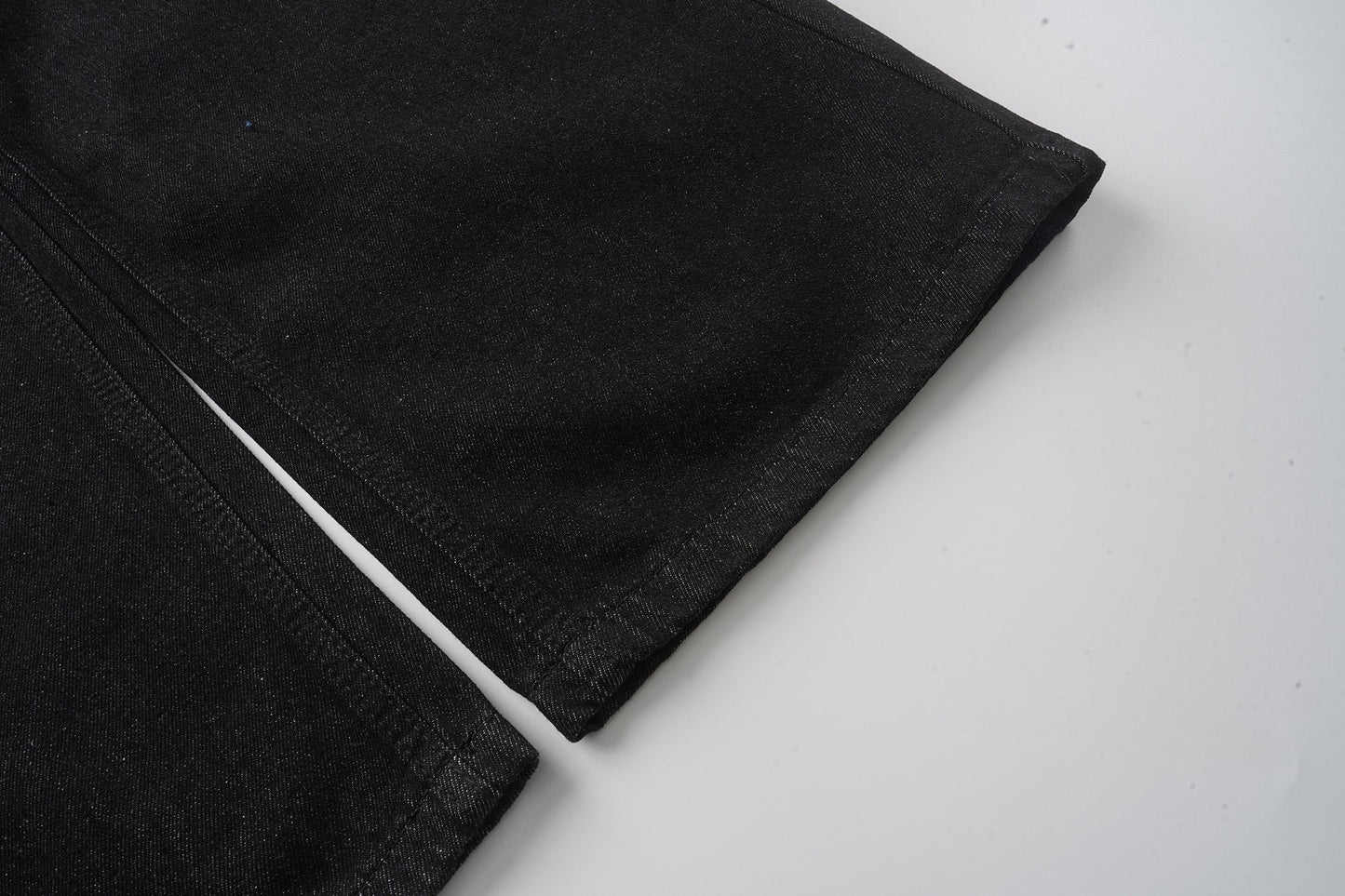 CapCabin Cross Pocket Graphic Wide-Leg Jeans
