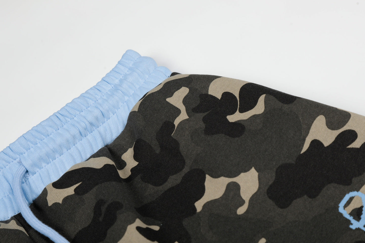 CapCabin Graphic Camo Wide-Leg Sweatpants
