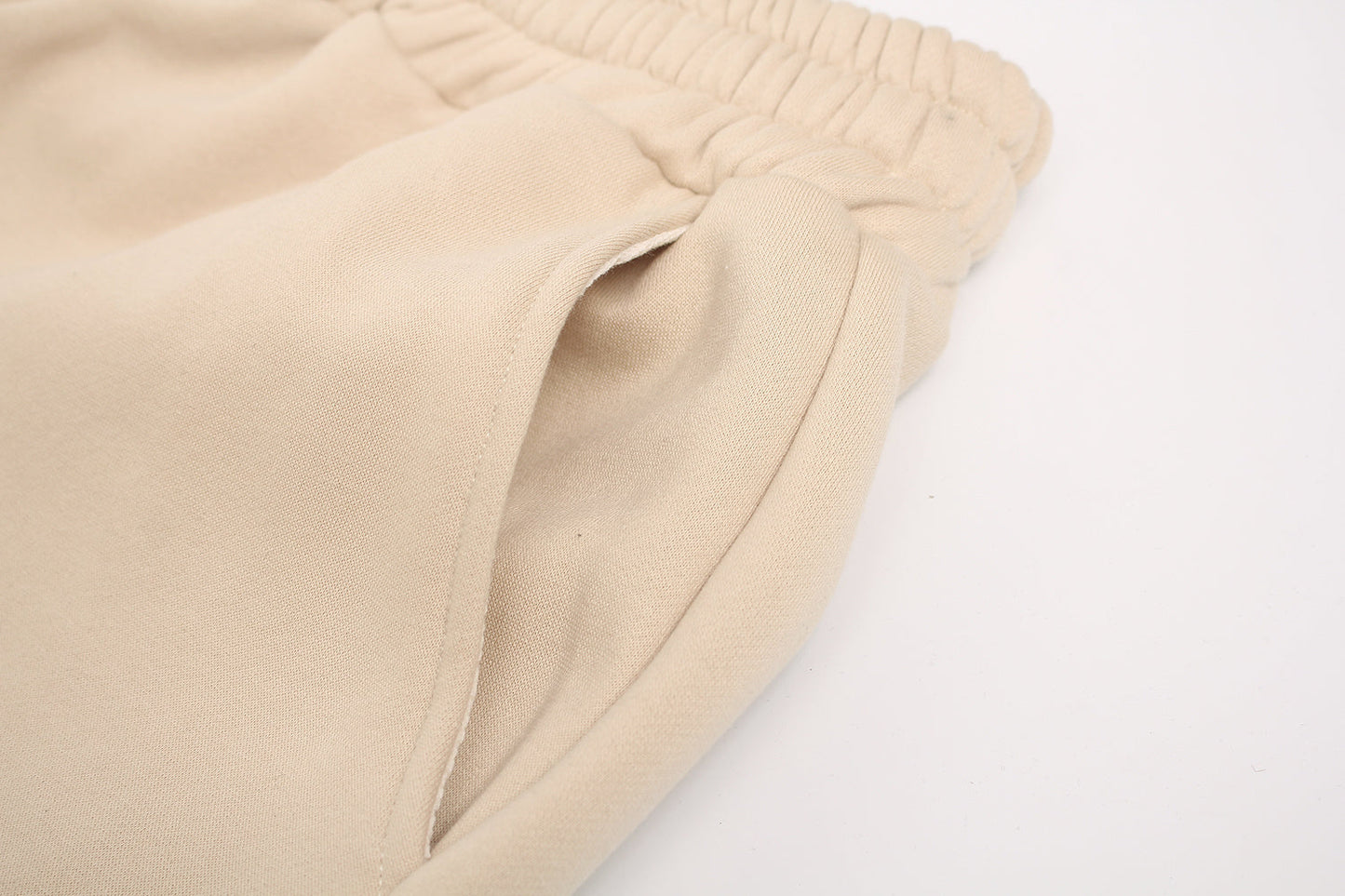 CapCabin Fleece-Lined Retro Letter Wide-Leg Sweatpants