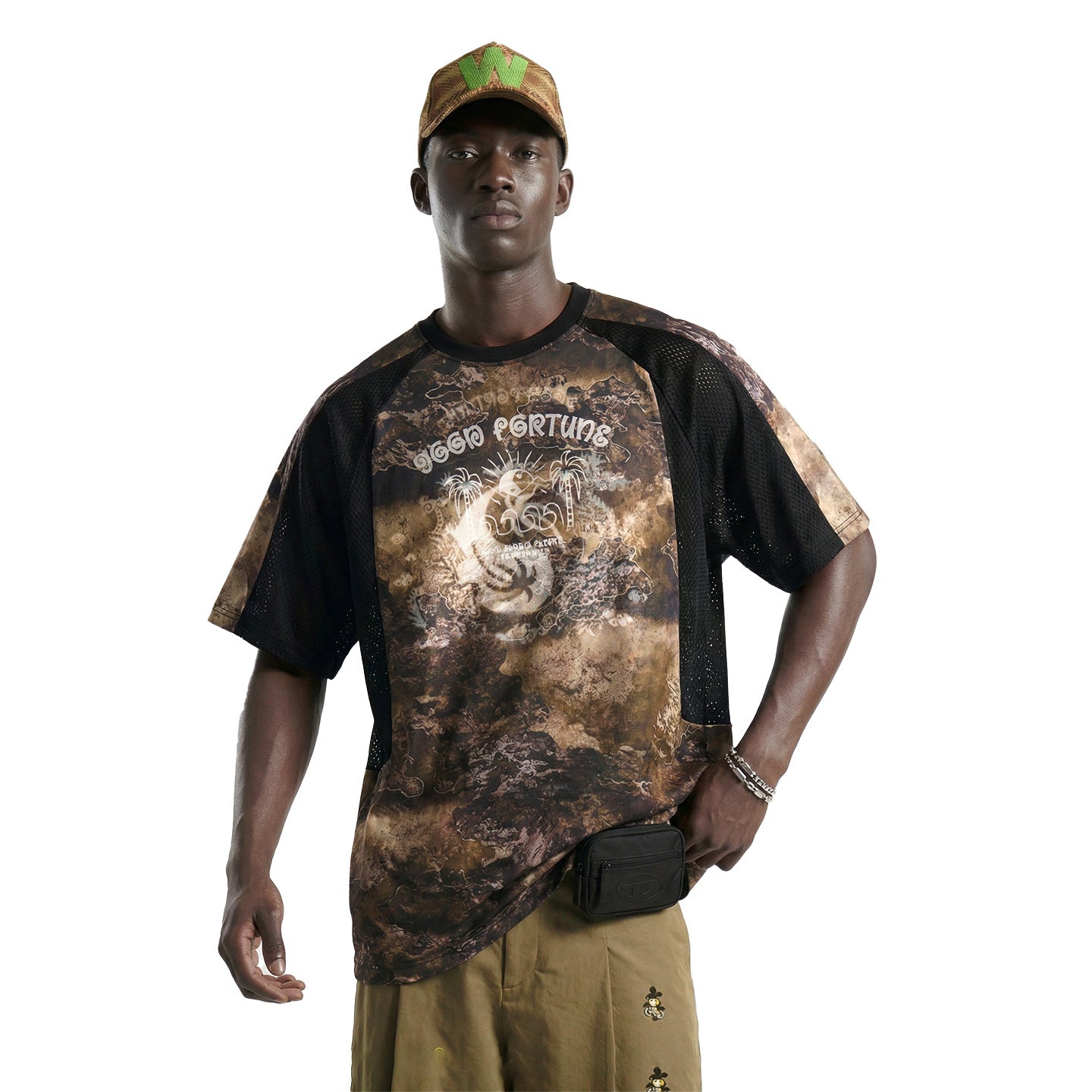 CapCabin Desert Fortune Performance Tee