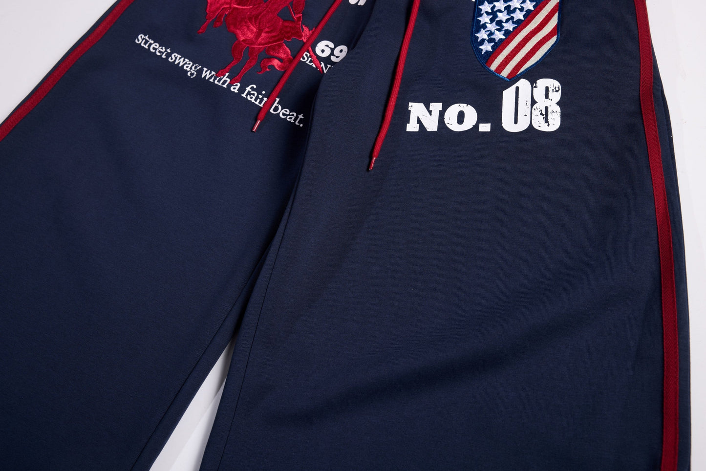 CapCabin Retro College Badge Wide-Leg Sweatpants